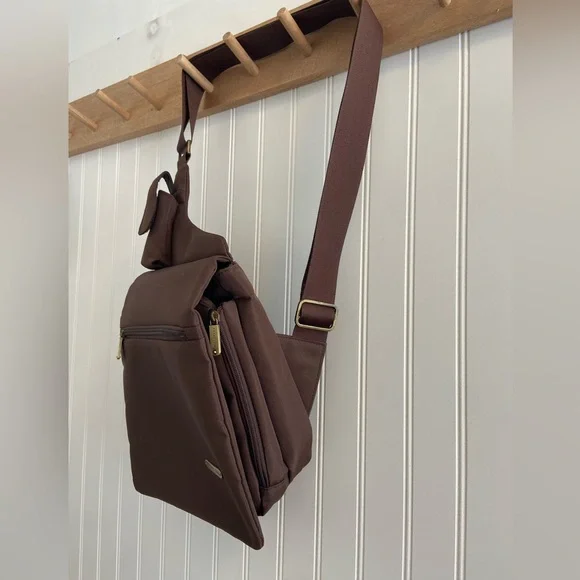 Travelon Cross Body Anti Theft Travel Bag Brown Pink Lining Polyester Nylon - Picture 5 of 16